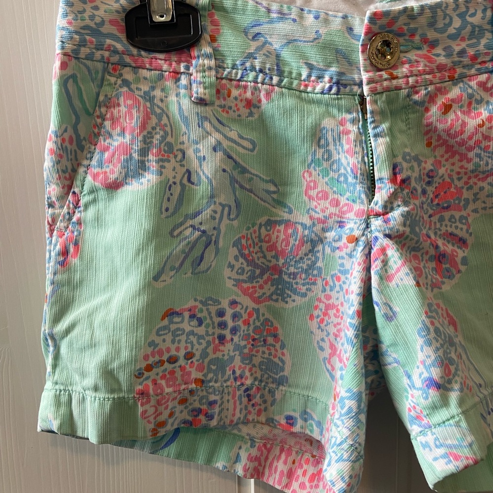 Ladies Callahan shorts by Lilly Pulitzer
